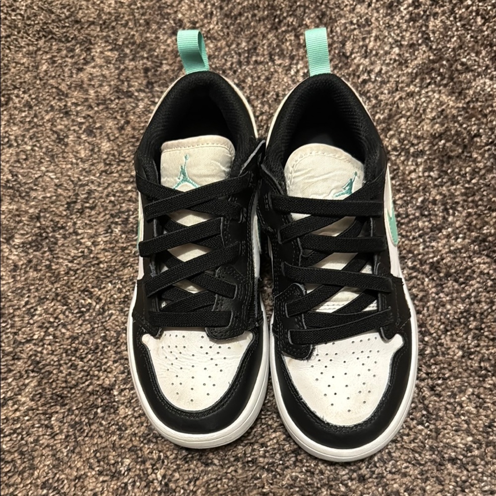 Kids jordan Sneakers